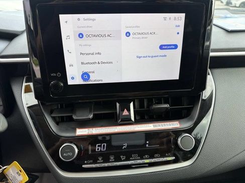 Used 2025 Toyota Corolla LE FWD image 27