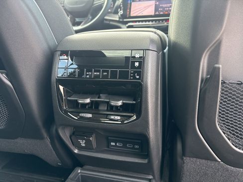 New 2026 Jeep Grand Cherokee L Limited AWD/4WD image 22
