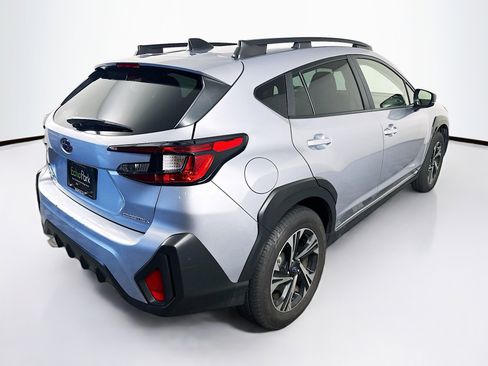 Used 2024 Subaru Crosstrek 2.0i Premium image 9