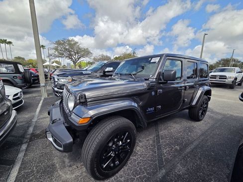 Used 2025 Jeep Wrangler Sahara w/ Safety Group image 3