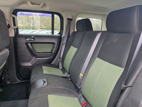 Used 2006 HUMMER H3 image 16