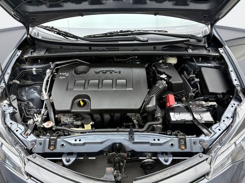 Used 2017 Toyota Corolla LE w/ Carpet Mat Package (TMS) image 24