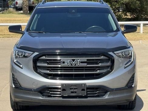 Used 2020 GMC Terrain SLE w/ Elevation Edition FWD image 9