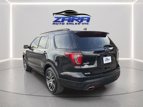 Used 2017 Ford Explorer Sport w/ Equipment Group 401A AWD/4WD image 5