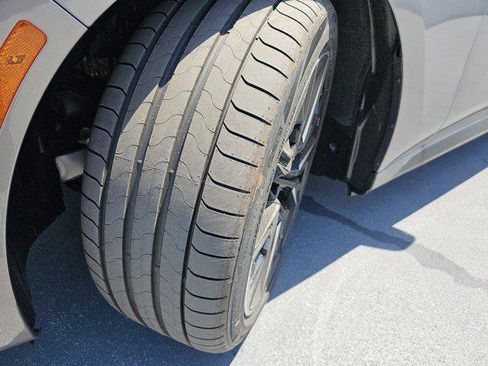 New 2025 BMW i7 xDrive60 image 35