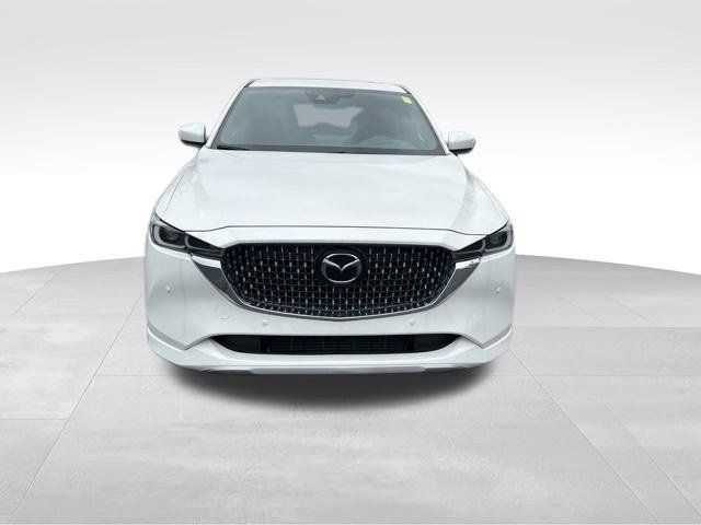 Used 2025 MAZDA CX-5 Signature AWD/4WD image 2