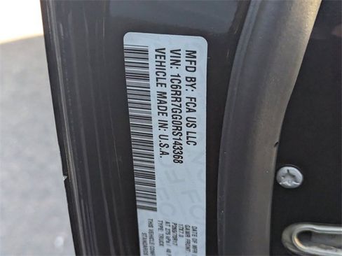 Used 2024 RAM 1500 Classic SLT image 34