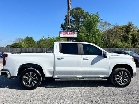 Used 2022 Chevrolet Silverado 1500 LT w/ All Star Edition Plus image 3