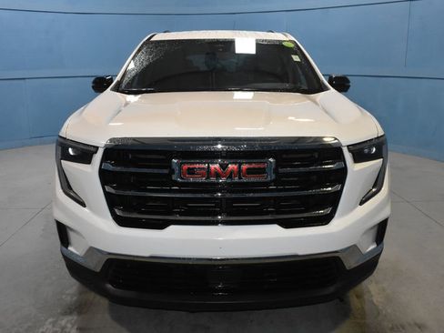 Used 2025 GMC Acadia Elevation image 24