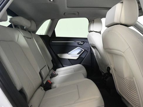 Certified 2024 Audi Q3 2.0T Premium Plus w/ Premium Plus Package image 17