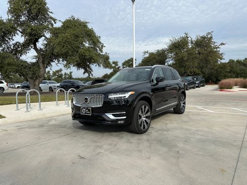 Used 2025 Volvo XC90 B6 Plus w/ Protection Package Premier image 2