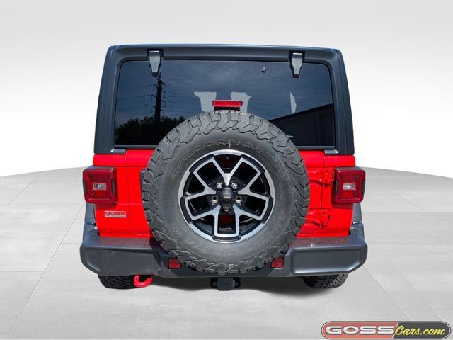 Certified 2025 Jeep Wrangler Unlimited Rubicon AWD/4WD image 4