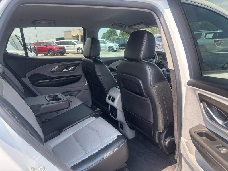 Used 2023 GMC Terrain SLT FWD image 13