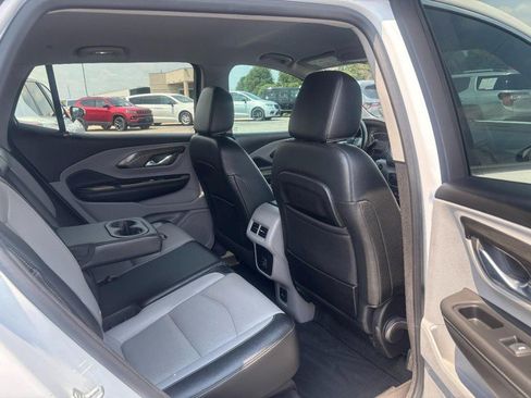 Used 2023 GMC Terrain SLT FWD image 13