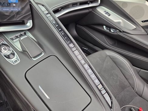 Used 2025 Chevrolet Corvette Z06 image 25