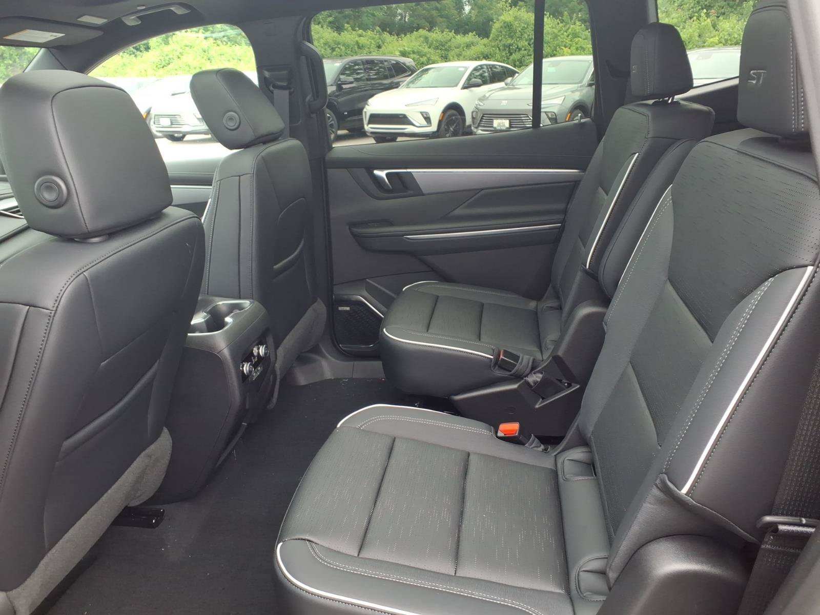 New 2026 Buick Enclave Sport Touring w/ Power Package FWD image 14
