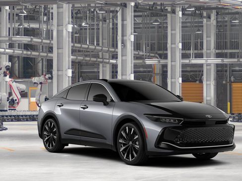 New 2026 Toyota Crown Platinum AWD/4WD image 15