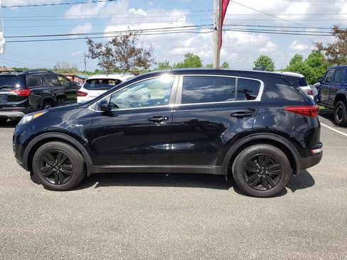 Used 2018 Kia Sportage LX AWD/4WD image 6