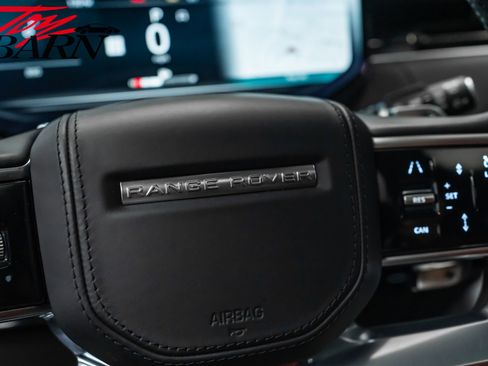 Used 2023 Land Rover Range Rover SE image 30