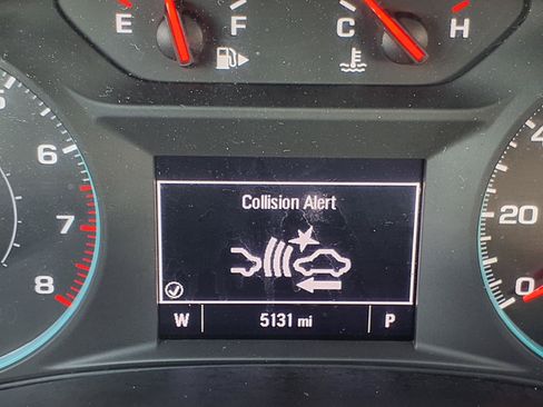 Used 2025 Chevrolet Malibu LS FWD image 14