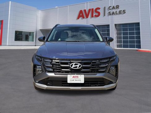 Used 2025 Hyundai Tucson SEL FWD image 2