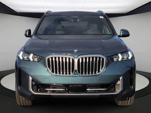Used 2026 BMW X5 xDrive40i AWD/4WD image 3