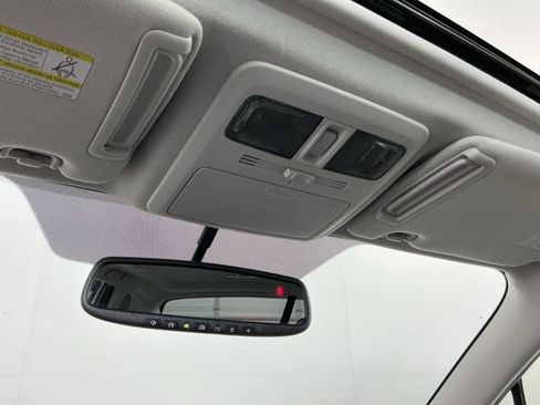 Used 2014 Subaru Forester 2.5i Limited AWD/4WD image 21