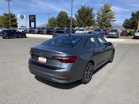 Certified 2024 Volkswagen Jetta Sport FWD image 39