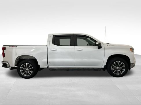 Used 2023 Chevrolet Silverado 1500 LT AWD/4WD image 7