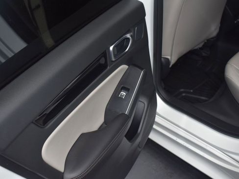 Used 2024 Honda Civic Touring image 9