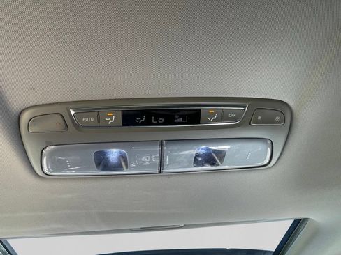 Certified 2023 Kia Telluride S w/ S Sunroof Package AWD/4WD image 23