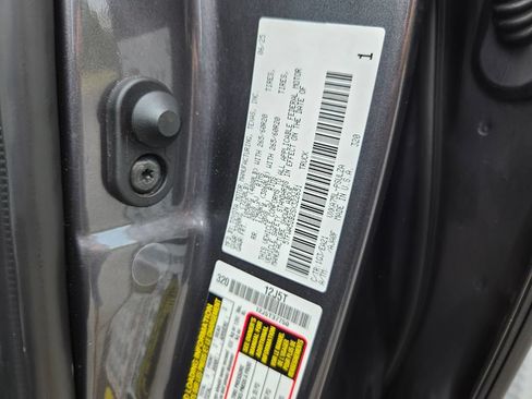 Certified 2025 Toyota Tundra Limited w/ TRD Off-Road Package AWD/4WD image 17