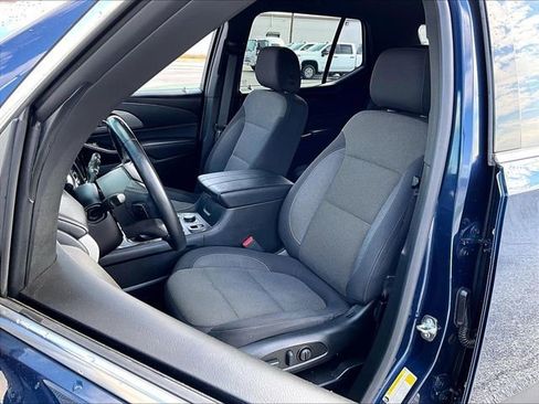 Used 2023 Chevrolet Traverse LT FWD image 10