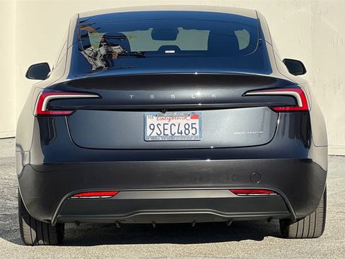 Used 2025 Tesla Model 3 Long Range image 5