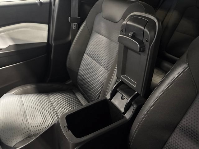 Used 2025 Chevrolet Trax LT FWD image 24