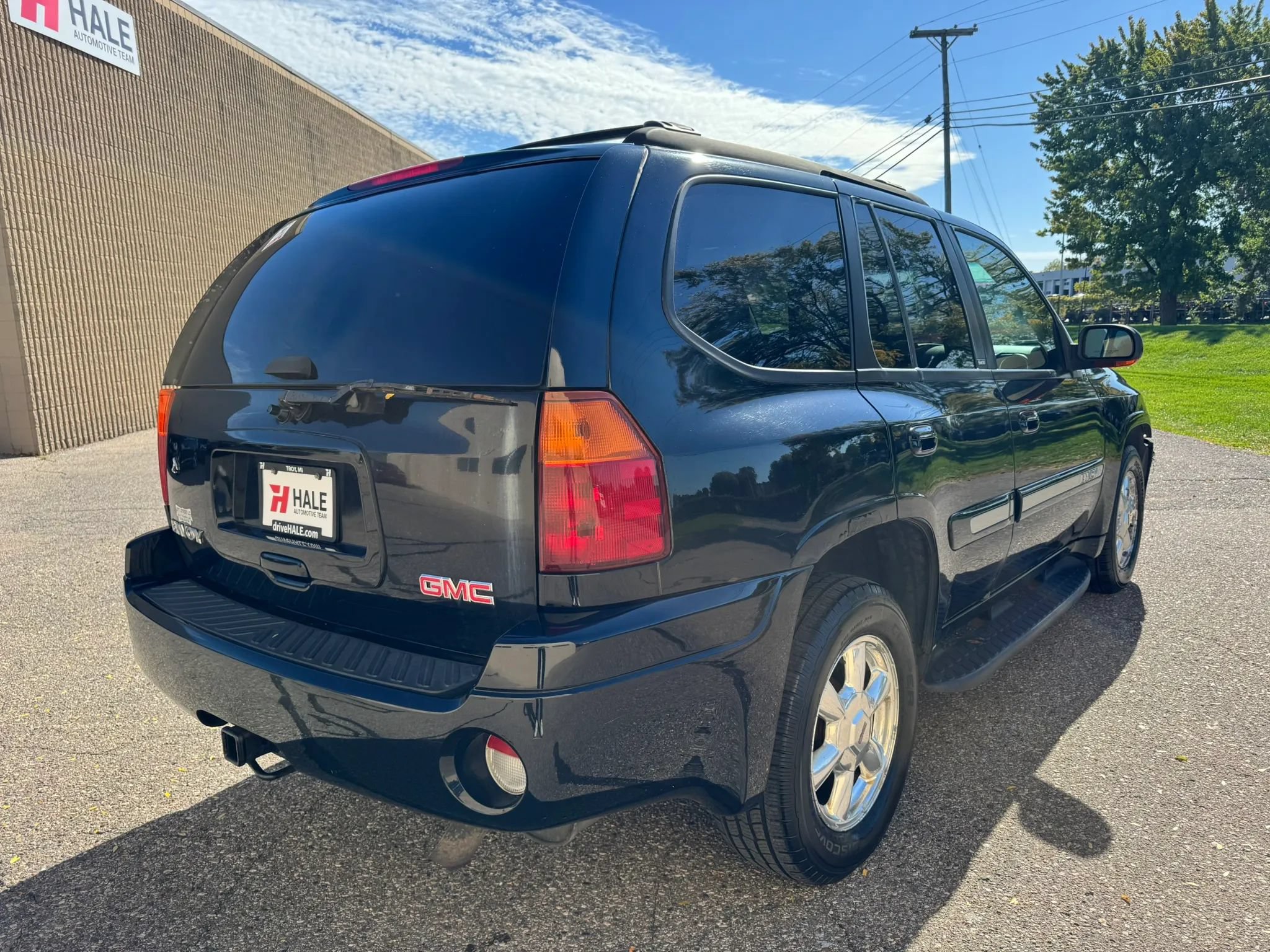 Used 2005 GMC Envoy SLT AWD/4WD image 9