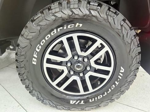 Used 2025 INEOS Grenadier AWD/4WD image 84