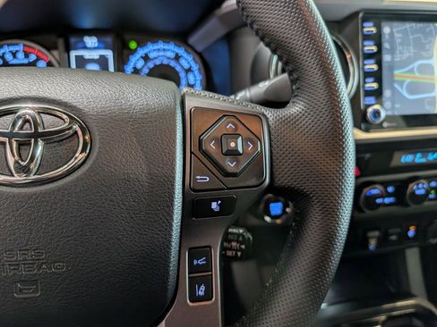 Used 2023 Toyota Tacoma TRD Sport AWD/4WD image 23