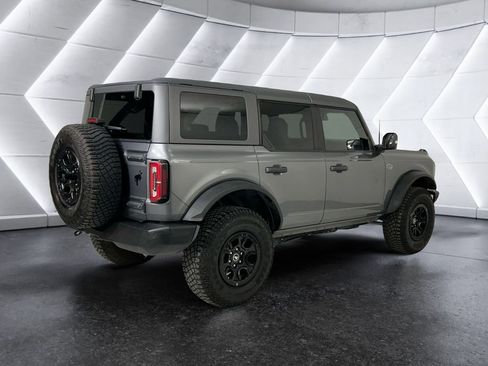 Used 2024 Ford Bronco Wildtrak image 4