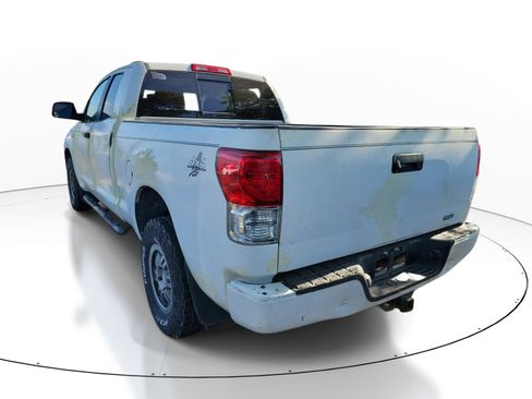 Used 2010 Toyota Tundra 4x4 Double Cab image 4
