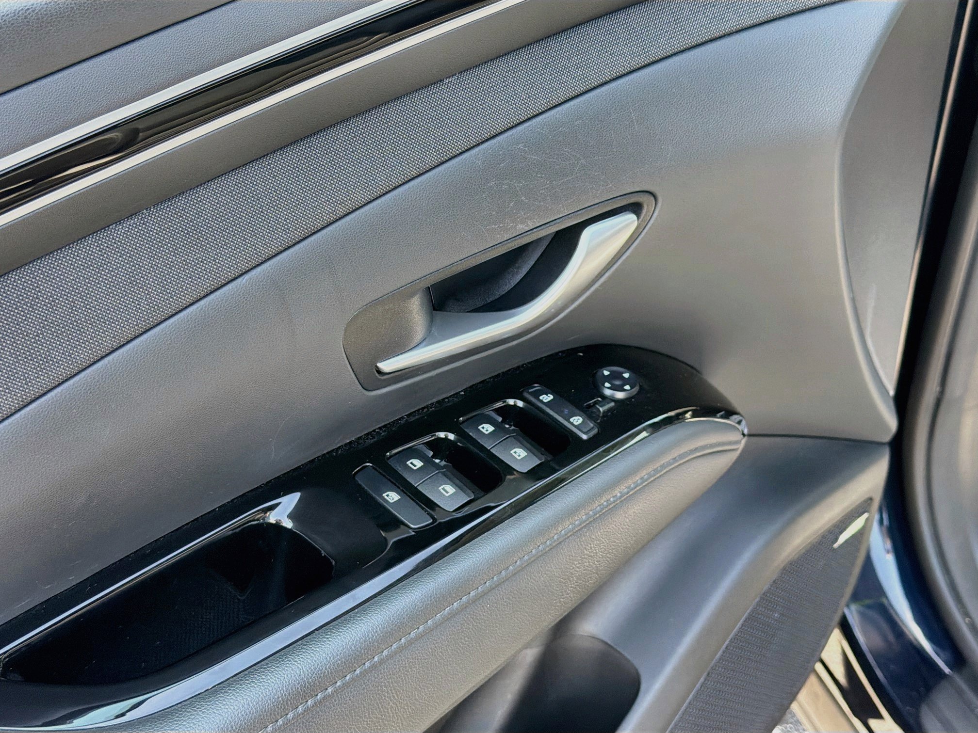 Used 2024 Hyundai Tucson Limited AWD/4WD image 18