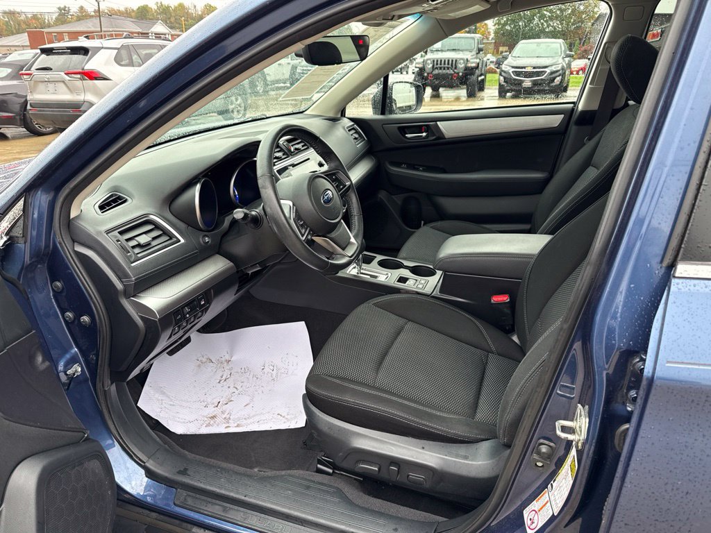 Used 2019 Subaru Outback 2.5i Premium AWD/4WD image 25