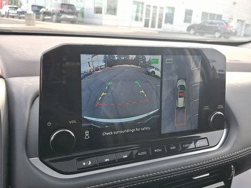 Certified 2023 Nissan Rogue SL w/ SL Premium Package image 19