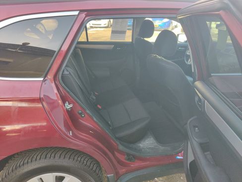 Used 2015 Subaru Outback 2.5i Premium image 15