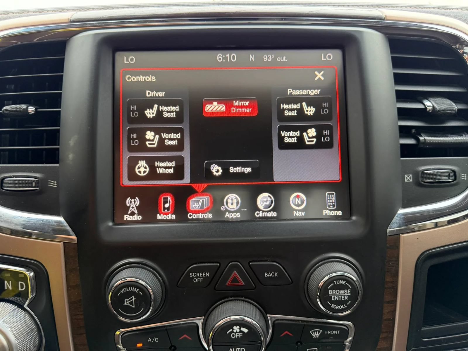 Used 2015 RAM 1500 Laramie Longhorn w/ Convenience Group AWD/4WD image 75