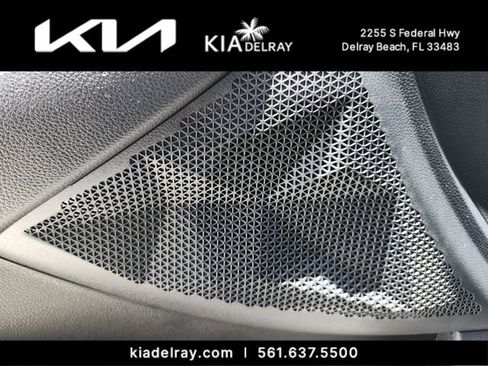 New 2026 Kia Seltos S FWD image 16