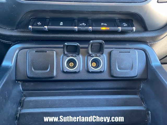Used 2018 Chevrolet Silverado 2500 LTZ w/ Vortec Plus Package AWD/4WD image 37