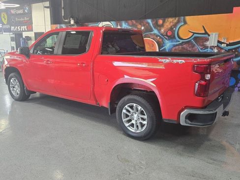 Used 2024 Chevrolet Silverado 1500 LT AWD/4WD image 4