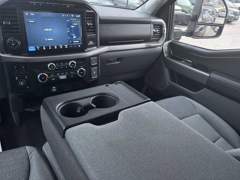 Used 2024 Ford F150 XLT w/ Tow/Haul Package image 28