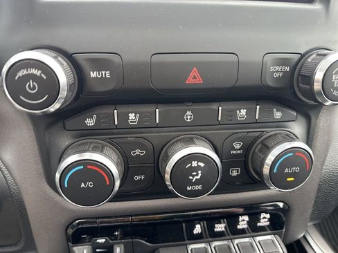 Used 2020 RAM 1500 Laramie w/ Sport Appearance Package image 10